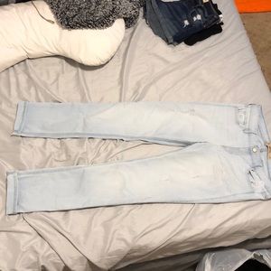 Light washed hollister skinny jeans